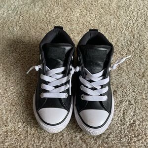 Kids US 13 black slip on converse